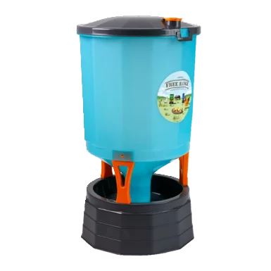 Napáječka pro drůbež se zásobníkem 35l